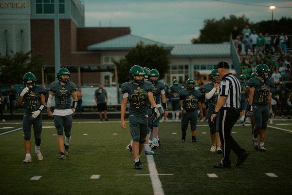 Guida Definitiva: Come Scegliere e Abbinare la Giacca di Tweed per un Look Professionale di Successo